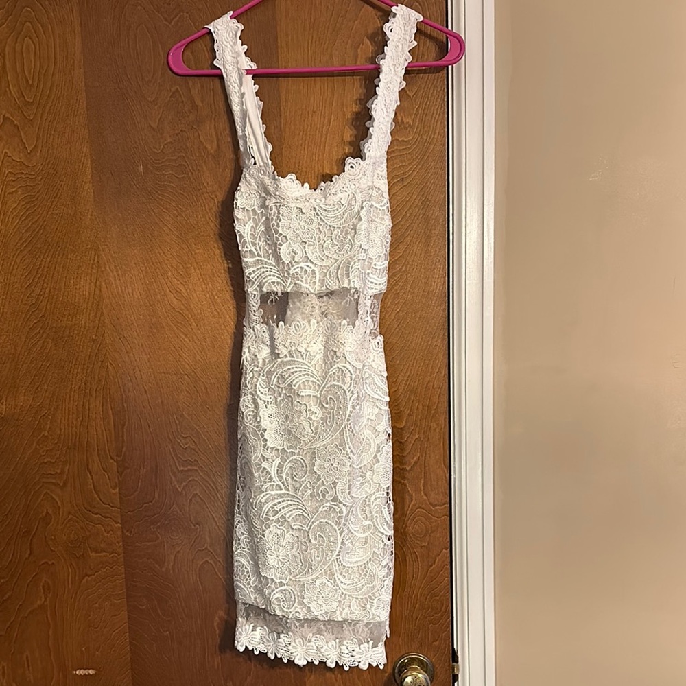 Elegant White Lace Dress